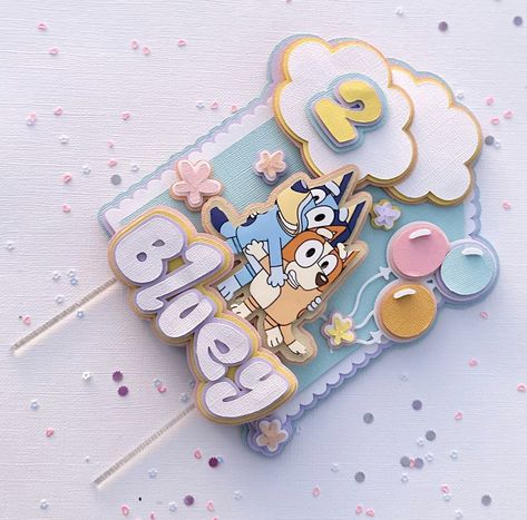 Bluey Theme Cake, Bluey And Bingo Cake, Bluey Theme Birthday, Bluey Craft, Bluey Themed Cake, Bluey Cupcake Toppers, Bluey Party Ideas, Bluey Cake Topper, Bingo Cake