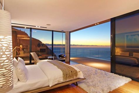 Ocean View Bedroom, Boulder House, Design Ložnic, Ocean Front Homes, Luxury Bedroom Furniture, Dream Dream, Malibu Beach, Bedroom Views, Street House