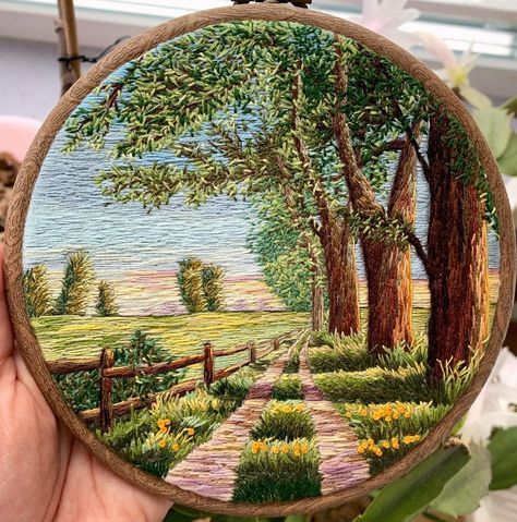 Olya on Instagram: “Finished summer embroidery 🧵🍀 I called it “under the oaks” 💚 I feel the gentle warm wind blowing into my face while watching this…” Large Embroidery Hoop, Silhouette Embroidery, Nature Embroidery, Landscape Embroidery, Embroidery Hoop Art Diy, Painting Embroidery, Embroidery Lessons, Diy Embroidery Patterns, Basic Embroidery Stitches