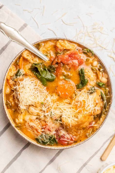 Ribolitta Soup Recipe, Ribollita Soup, Autumn Produce, Baked Butternut Squash, Vegetarian Soup Recipes, Fall Recipes Healthy, Italian Soup, Fall Foods, Kitchen Craft