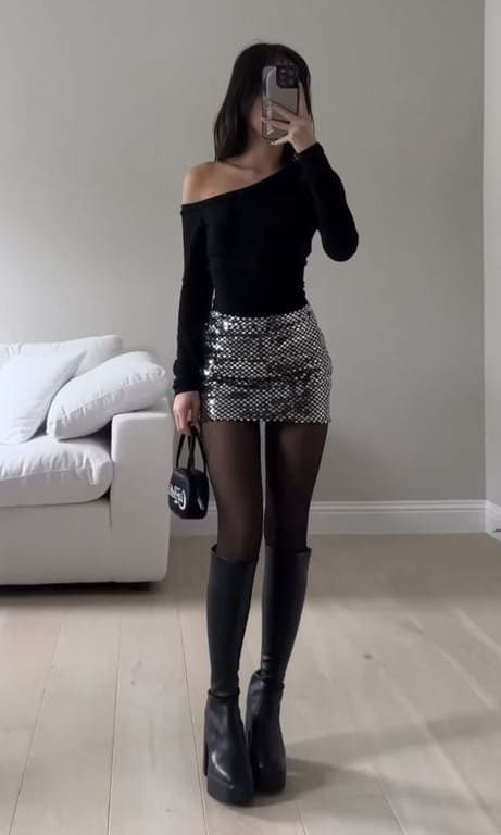 new years eve outfit: sequin mini skirt Elegantes Party Outfit, Night Out Outfit Clubwear, Silver Sequin Skirt, New Year’s Eve Outfit, Silvester Outfit, Outfits New Year, Party Outfits Night, Fiesta Outfit, Nye Outfits