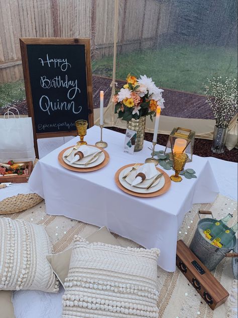 A birthday party picnic with neutral beige and white decor! Created by Seattle’s original luxury picnic company, Picnic Party Seattle. Beige And White Decor, Picnic Company, Picnic Dates, Luxury Picnic, Boho Birthday Party, Picnic Decorations, Boho Picnic, Company Picnic, Picnic Date