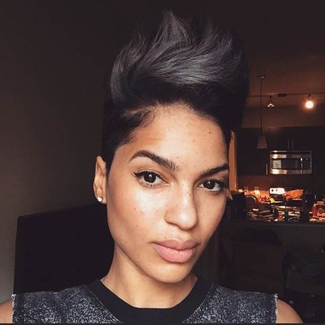 Short Faux Hawk, Faux Hawk Hairstyles, Short Black Hair, Hair Colorful, Cut Life, Haute Hair, Short Sassy Hair, Sassy Hair, Funky Hairstyles