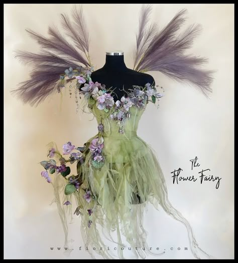 Flower Fairy Costume, Trish Goff, Luisa Casati, Dior Couture Gowns, Garden Fairy Costume, Forest Fairytale, Fairy Costume Diy, Fairy Cosplay, A Image