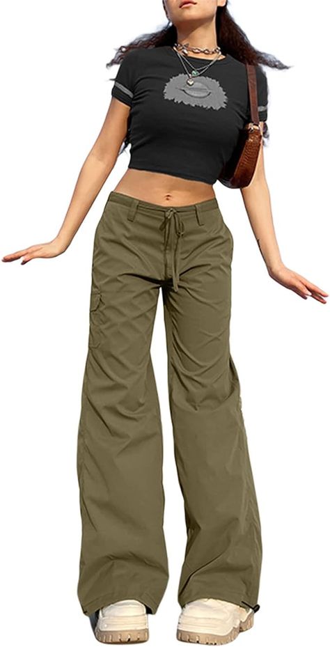 Women vintage baggy cargo pants are made of high-quality polyester material, which is comfortable and breathable to wear and safe on the skin. Cargo Jeans Aesthetic, Low Waist Flare Pants, Y2k Baggy Cargo Pants, Trousers Women Wide Leg, Casual Cargo Pants, Denim Cargo Pants, Korean Streetwear, Baggy Cargo Pants, Pockets Fashion