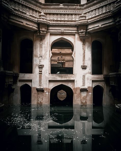 Adalaj Ni Vav Photography, Adalaj Stepwell Photography, Adalaj Stepwell, 15th Century, Sculptor, Of Love, The Story, Collage, Building