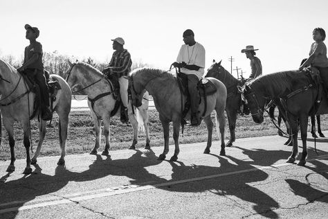 Texas Cowboy, Agricultural Development, Texas Cowboys, Horse Pics, African Ancestry, Trail Ride, Black Cowboys, Cowboy Art, Ranch Life