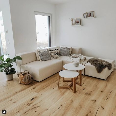 Lia has created her own cozy palace with sofa INFINITY in a beautiful soft creme tone. 😍😍 📸: @lias.wohnglueck Creme Sofa, Corner Sofa With Ottoman, Colourful Style, Upholstered Stool, Single Sofa, Upholstered Furniture, Modular Sofa, Corner Sofa, Sofa Design