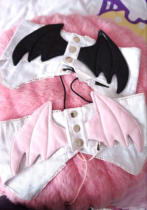 Dark Kawaii Outfits, Yami Kawaii Outfit, Yami Kawaii Fashion, Kawaii Alt, Uchuu Kei, Accessories Idea, Ideal Aesthetic, Kawaii Outfit Ideas, Dark Kawaii