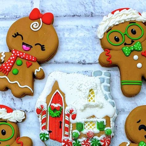 Ginger Bread People, Winter Sketchbook, Bread People, Winter Sweets, Gingerbread Girl Cookie, Gingerbread Boy And Girl, Gingerbread People, Festive Cookies, Gingerbread Girl