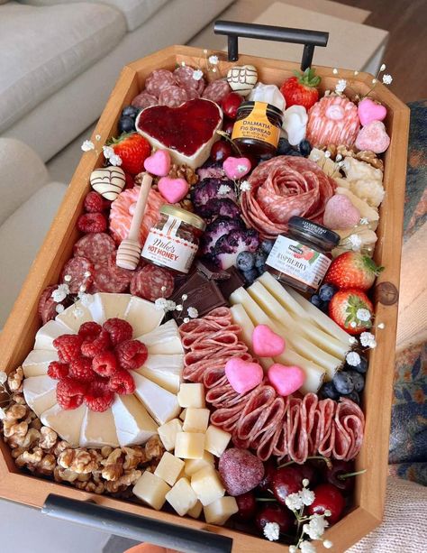 Small Bachelorette Party, Bachelorette Party Snacks, Snack Platters, Charcuterie Gifts, Snack Platter, Charcuterie Inspiration, Charcuterie Platter, Snack Board, Charcuterie And Cheese Board