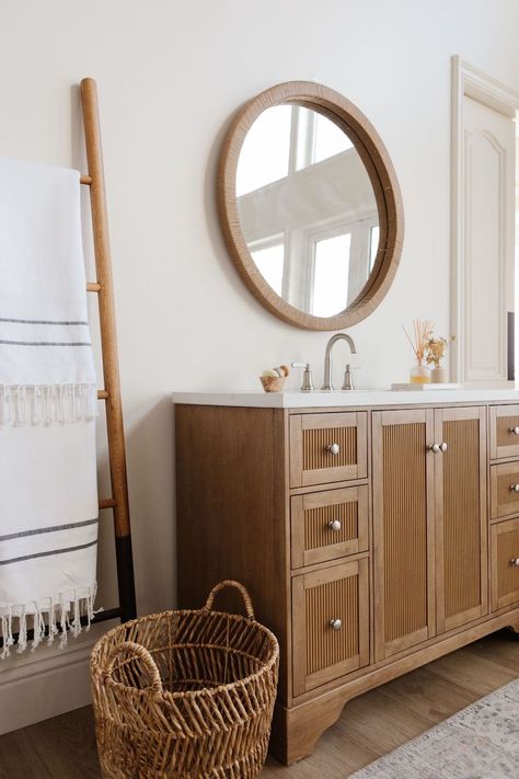 2024 Trend: Fluting and Reeding Detail on Wood Cabinetry and Furniture - Becki Owens Blog Becky Owens Bathroom, Becki Owens Bathroom, Becky Owens, Becki Owens Design, Mudroom Laundry Room, Becki Owens, Trends For 2024, Basement Bathroom, Laundry Mud Room