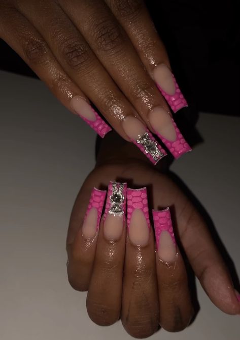 Nails Crocodile, Crocodile Nails, Nails Pink French, Black Pedicure, Pink French Tips, Pink French, Hot Picks, Croc Print, Nail Board