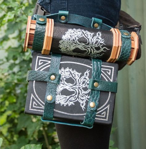 Book Holster, Book Strap, Game Cosplay, Props Art, Leather Book, Medieval Clothing, Belt Pouch, Leather Projects, Shoe Art