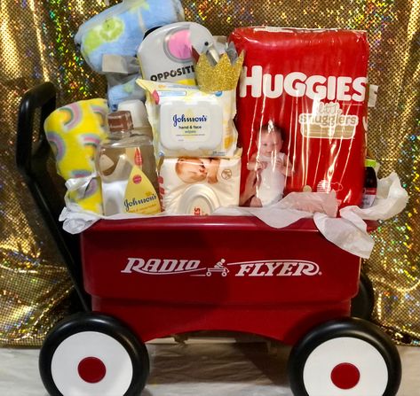 Wagon Gift Basket Ideas, Red Wagon Baby Shower Ideas, Wagon Baby Shower Gift, Welcome Wagon Baby Shower Gift, Baby Boy Laundry Basket Gift, Homemade Kids Gifts, Baby Boy Bathtub Gift Basket, Baby Shower Gift Basket With Bear, Welcome Wagon