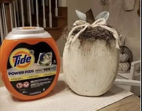 35+ Creative Laundry Pod Container Crafts for Halloween, Christmas and More - HubPages Tide Container Pumpkin, Tide Pod Container Pumpkins, Pod Container Crafts, Laundry Pods Container Ideas, Tide Pods Container Crafts, Pumpkin Bucket Crafts, Reuse Plastic Containers, Tide Pods Container, Tub Decor