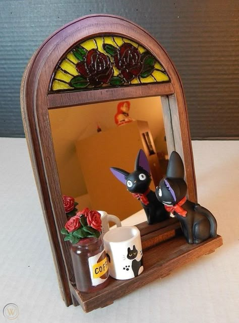 Studio Ghibli Crafts, Studio Ghibli Kiki's Delivery Service, Ghibli Kiki's Delivery Service, Ghibli Aesthetic, Kawaii Room Ideas, Crafty Hobbies, Anime Items, Diy Candle Holders, Clay Diy Projects