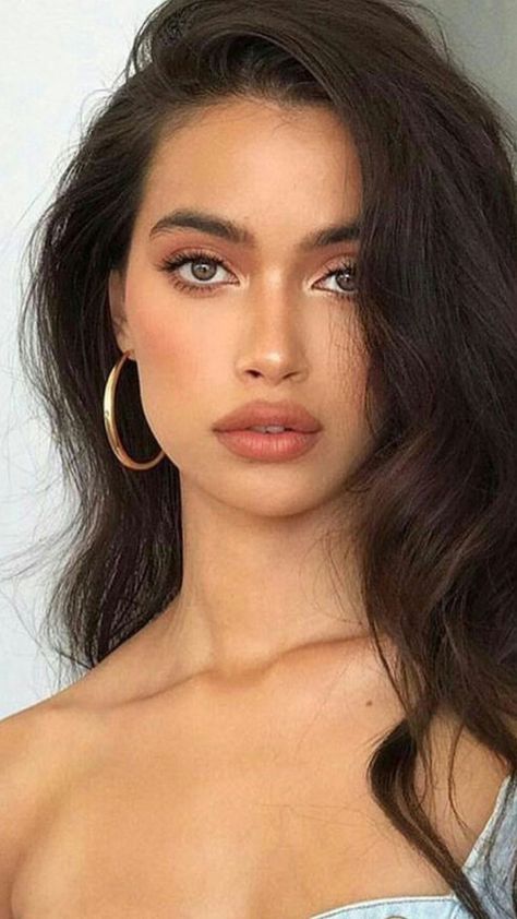 Olive Skin Makeup, Tan Skin Makeup, Easy Natural Makeup, Makeup Ideas For Brown Eyes, Natural Prom Makeup, Minimal Makeup Look, Best Home Design, Best Wedding Makeup, Tanned Makeup