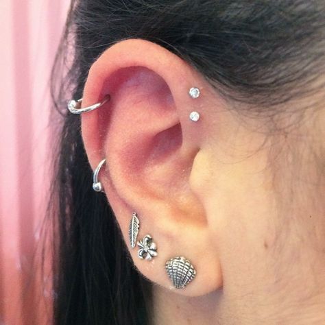 Front Helix Piercing, Double Forward Helix Piercing, Forward Helix Piercings, Anti Helix Piercing, Helix Piercings, Forward Helix Piercing, Cool Ear Piercings, Pretty Ear Piercings, Cartilage Piercings