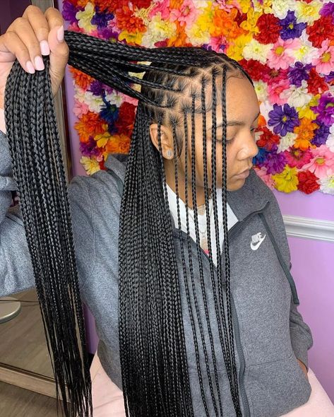 Braids 2022, Latest Ghana Weaving Hairstyles, Knotless Braid Styles, Beautiful Box Braids, Baddie Braids, Boxed Braids, Latest Braid Styles, Latest Braided Hairstyles, Knotless Braid