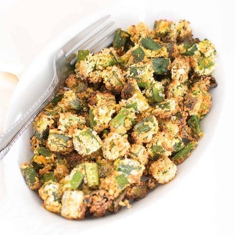 This crunchy and crispy vegan Air Fryer Okra is a quick side dish with immense nutrition and flavors. Use fresh or frozen, these are mildly spiced and breaded with panko crumbs. Its an easy 15 minutes family friendly recipe for all ages | kiipfit.com Okra In Air Fryer, Air Fryer Okra, Vegan Air Fryer, Roasted Okra, Quick Side Dish, Plant Based Lunch, Okra Recipes, Quick Side Dishes, Lentils And Rice