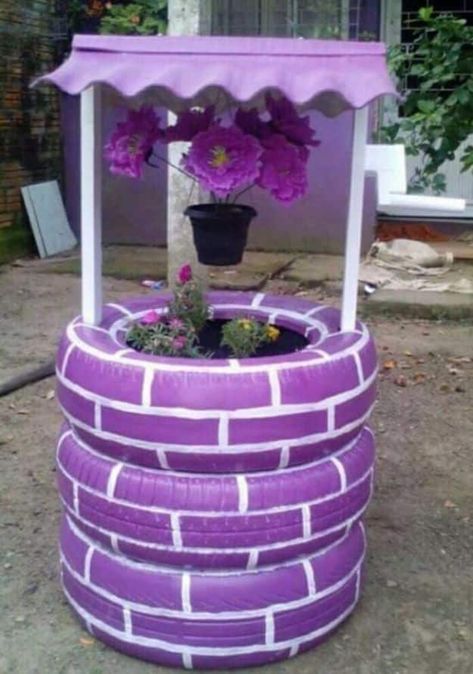 Wishing Well Garden, Tire Garden, Tire Art, Tire Planters, Used Tires, Garden Crafts Diy, Planter Design, Old Tires, Recycled Projects