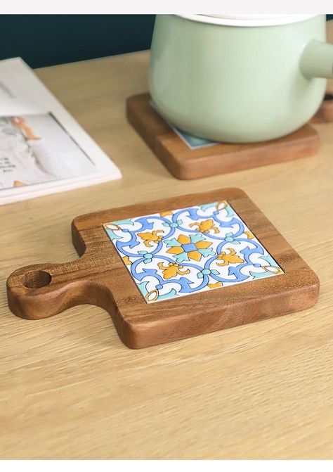 Wood And Ceramic Art, Coaster Art Ideas, Wood Coasters Diy, Ceramic Tile Crafts, Barbeque Grill Design, Pottery Coasters, Coasters Ceramic, Wood And Ceramic, Coaster Ceramic