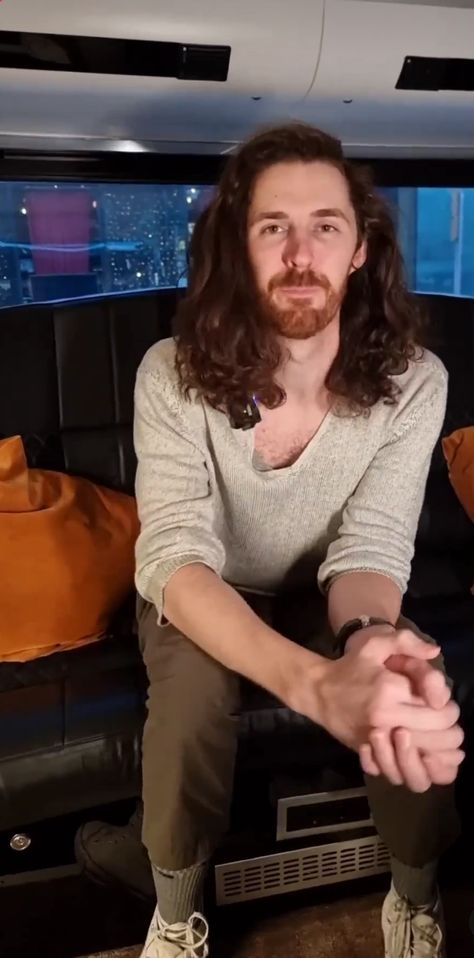 Hozier Shirtless, Hozier Girlfriend, Hozier Boyfriend Material, Young Hozier, Andrew Hozier, Unreal Unearth, Forest God, Listening Party, Speed Dial