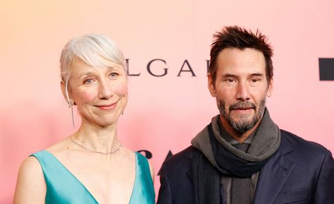 Keanu Reeves’s Latest Appearance Causes Debate Whether He Got a Facelift Keanu Reeves Pictures 2024, Keanu Reeves Latest Photos, Keanu Reeves Parenthood, Double Jaw Surgery, Keanu Reeves With Fans, Charcoal Jacket, Alexandra Grant, Helen Hunt, Jack Traven Keanu Reeves