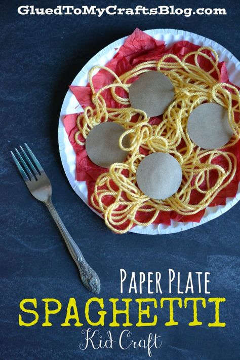 Paper Plate Spaghetti {Kid Craft} Simple craft for kids to prepare their own spaghetti for pretend play. Food Crafts For Kids, Preschool Food, Cooking Theme, Restaurant Themes, Food Activities, Nutrition Sportive, Kid Craft, Paper Plate Crafts, Daycare Crafts