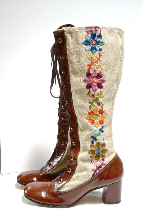 Western Whimsical, 1970s Boots, 70s Boots, Weird Girl, Hippie Boots, Girl Boots, Cute Shoes Heels, Boots Vintage, Vintage Hippie