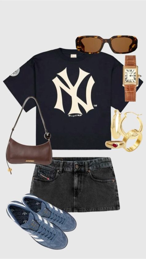 Outfit Sport Inspired Outfits, Summer Causal Fits, Fitted Mini Skirt Outfit, Summer Outfits No Crop Tops, New York Fits Summer, Summer Outfits 2024 Street Style, La Outfits, Outfit Inspo Summer, Outfit Layout