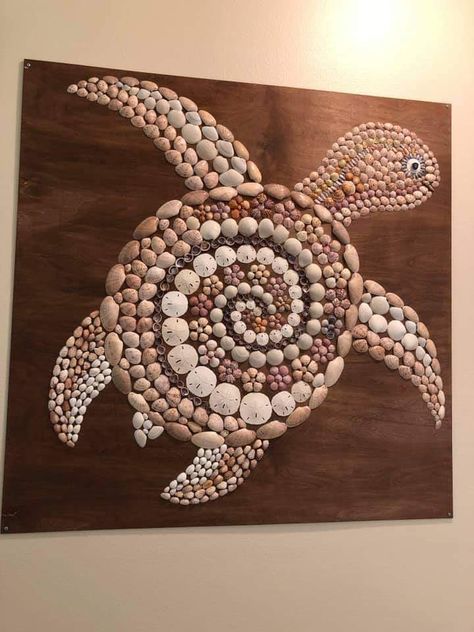 Seashell Art Diy, Beach Themed Crafts, Art Coquillage, Seashell Wall Art, Seashell Projects, Shelves Diy, Shell Crafts Diy, Sea Crafts, Home Decor Ideas Living Room