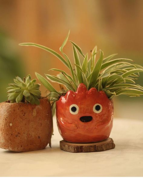 Ghibli Plant Pot, Plant Pot Clay, Pottery Plant Pots, Clay Plant Pots, Diy Pottery Painting, Kids Pottery, Tanah Liat, Clay Crafts Air Dry, Pottery Crafts