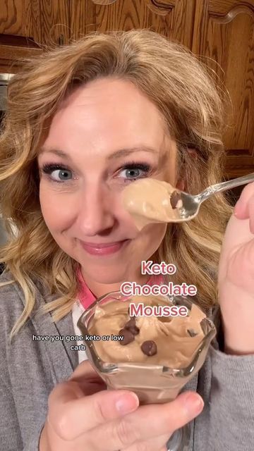 Keto Pudding, Keto Chocolate Mousse, Diet Desserts Recipes, Ultimate Keto Meal Plan, Postre Keto, Desserts Keto, Sugar Free Chocolate Chips, Desserts Ideas, Diet Desserts