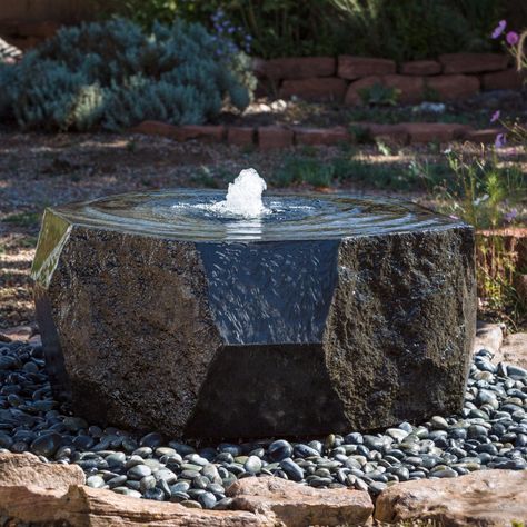 Outdoor Fountain: Marubachi Fountain – Stone Forest. Stone Forest creates modern & contemporary fountains and water features by carving solid blocks of natural stone. Stone Water Features, Taman Air, Outdoor Gardens Landscaping, Outdoor Water Features, Garden Water Fountains, Fountains Backyard, Indoor Water Fountains, Fountain Design, Backyard Water Feature