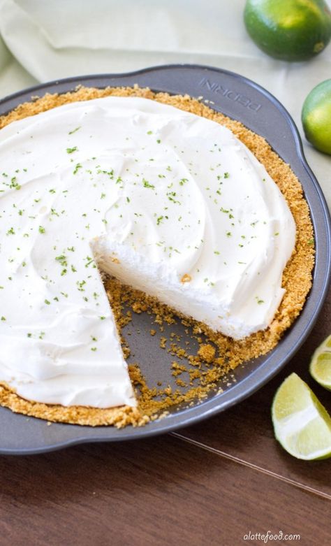 Key Lime Yogurt Pie, Key Lime Yogurt, No Bake Key Lime, Yogurt Pie, Key Lime Pie Bars, Keylime Pie Recipe, Vegan Yogurt, Lime Pie, Key Lime Pie