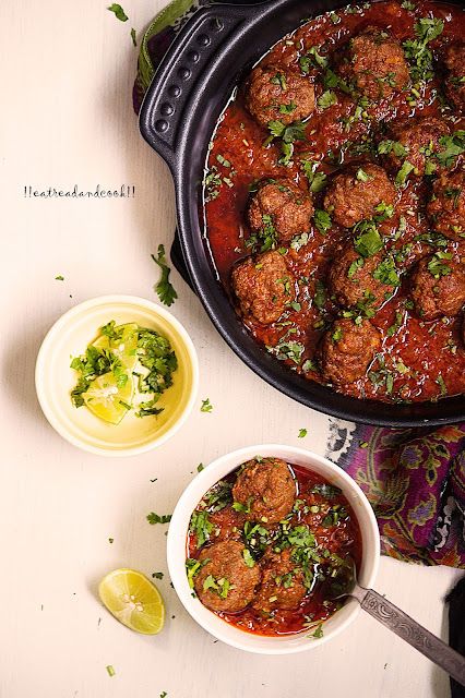 how to make Afghani Meatball Curry recipe afghani kofta challow recipe afghani meatballs recipe afghani kofta recipe Bhuna Chicken Recipe, Beef Kofta Recipe, Afghanistan Food, Afghan Food Recipes, Curry Meatballs, Meatballs And Rice, Kofta Curry, Kofta Recipe, Middle East Recipes