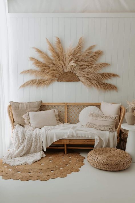 Cozy Backdrop Ideas, Boho Set Up, Studio Decorating Ideas Photography, Boho Winter Photoshoot, Boho Setup Photoshoot, Hanging Sheets Photoshoot, Studio Photoshoot Decor Ideas, Dream Photography Studio, Boho Indoor Photoshoot