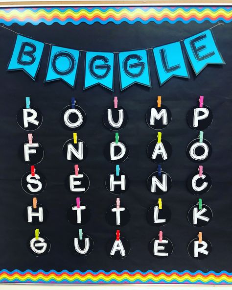 Boggle board Guided Reading Bulletin Board, Wordle Bulletin Board Ideas, Boggle Board Classroom, Good Readers Bulletin Board, Boggle Worksheet Free, Boggle Bulletin Board, Math Boggle, Boggle Board, 5th Grade Math