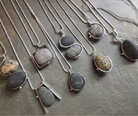 Beach Rock Jewelry, Beach Rock Jewelry Ideas, River Rock Jewelry, Tumbled Rock Jewelry, Beach Stone Jewelry, Pebbles Jewelry, Stone Jewelry Diy, Rock Necklaces, Lapidary Jewelry