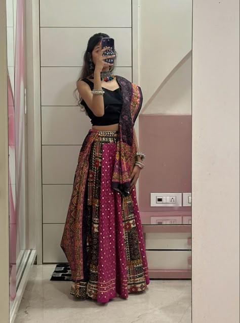 Navratri Fits, Navratri Aesthetic, Navratri Outfits, Garba Outfit, Garba Dress, Hair Style On Saree, Corset Fashion Outfits, Indian Dresses For Women, Desi Fits