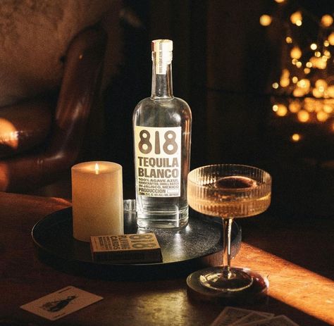 Treat yourself to 818, a drink that will tantalize your senses with each delicious sip💚 Credits 📸 @drink818 @kendalljenner @krisjenner Tequila Photoshoot, Tequila Photography, Shoot Moodboard, Mixology, Follow Us On Instagram, A Drink, Tequila, Treat Yourself, Follow Us