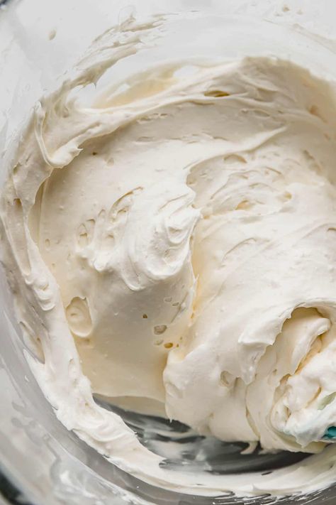 Light Whipped Cream Frosting, Cream Cheese Frosting With Whipped Cream, Cream Cheese Heavy Cream Frosting, Whipped Cream And Cream Cheese Frosting, Light Cream Cheese Recipes, Cream Cheese Frosting With Heavy Cream, Cream Cheese Frosting Cake Decorating, Low Sugar Cream Cheese Frosting, Whipped Cream Cream Cheese Frosting