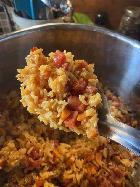 Spanish Rice Recipe Instant Pot, Insta Pot Spanish Rice Recipes, Crock Pot Spanish Rice, Instapot Spanish Rice, Instant Pot Spanish Rice Easy, Spanish Rice Dish, Instant Pot Spanish Rice, Vigo Rice Instant Pot, Fall Recipes Sides