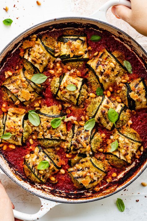 double zucchini involtini Zucchini Involtini, Healthy Nutritious Meals, Courgette Recipes, Easy Lunchbox Ideas, Balanced Dinner Ideas, Easy Lunchbox, Balanced Dinner, Lazy Cat Kitchen, Tofu Vegan