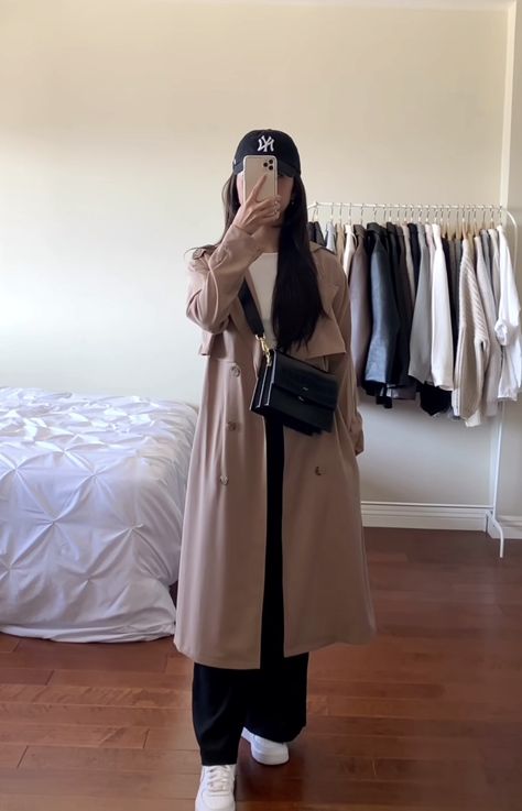 Pink Trench Coat Outfit, Beige Trench Coat Outfit, Pink Trench Coat, Trench Coat Outfit, Beige Trench Coat, Winter Trench Coat, Coat Outfit, Pink Coat, Winter Outfits For Work