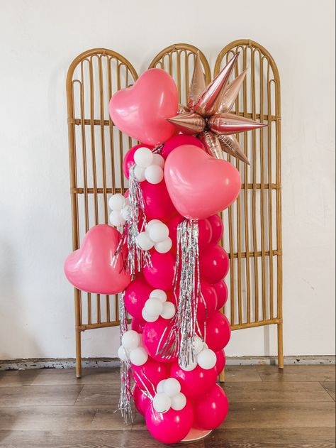 Valentines balloons Valentines Balloon Column, Valentines Day Balloons, Spring Dance, Valentines Balloons, Balloon Columns, Balloon Art, Balloons, Valentines Day, Valentines