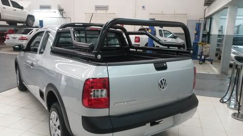 barra de trabajo vw saveiro c/ext y c/simple Chevrolet Tornado, Headache Rack Trucks, Ram 700, Truck Roof Rack, Toyota Tacoma 4x4, Tacoma 4x4, Pick Up Truck, Vw Amarok, Truck Interior