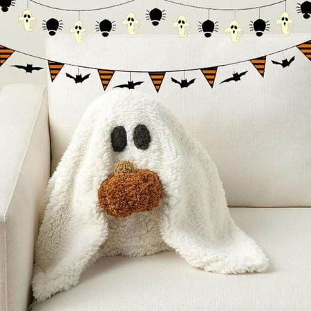 Gus The Ghost with Pumpkin Pillow, 13 Pottery Barn Halloween, Ghost With Pumpkin, Fall Apartment Decor, Pumpkin Plush, Ghost Pillow, Pumpkin Pillow, Labu Halloween, Pumpkin Pillows, Halloween Pillows